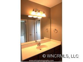 22 Ravenmont - Photo 7