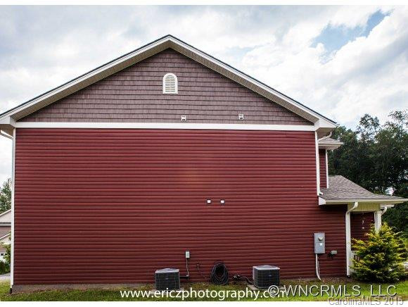 5, 7 Coralberry Drive - Photo 9