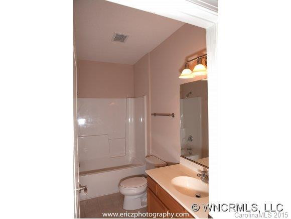 5, 7 Coralberry Drive - Photo 10