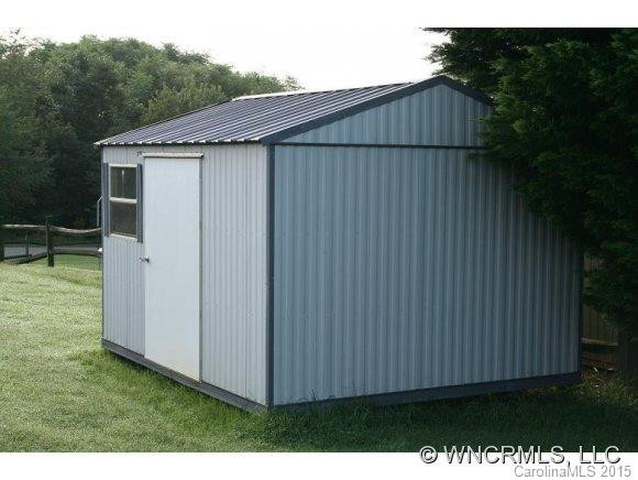215 ASHELAND DRIVE - Photo 15