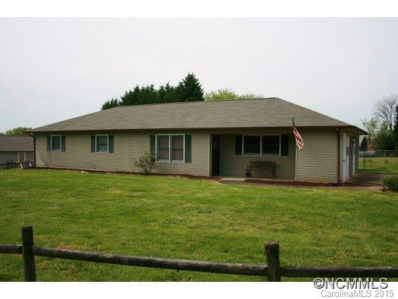 215 ASHELAND DRIVE - Photo 3
