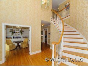 27 Forest Road - Photo 2