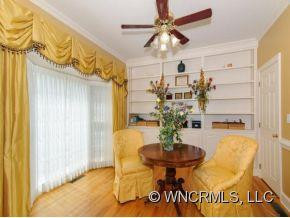 27 Forest Road - Photo 3