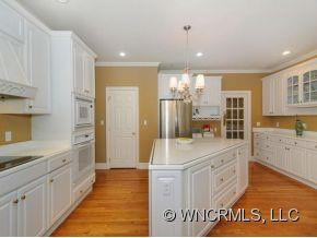 27 Forest Road - Photo 7