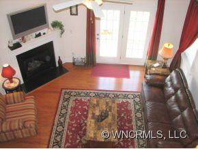 15 Manderley Way - Photo 2