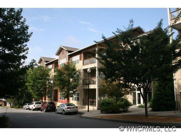 175 S Lexington Ave Unit C101