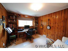 5 N Pershing - Photo 16