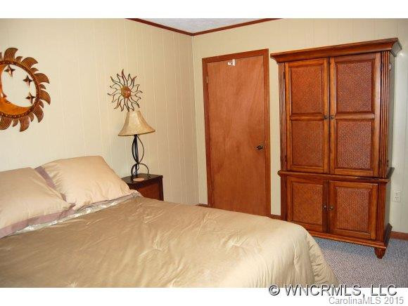 2172 Memorial Hwy 64/74A - Photo 16