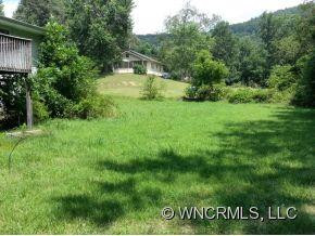 47 Maple Dr. - Photo 5