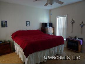 205 Zachs Place - Photo 11