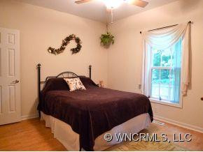 205 Zachs Place - Photo 13