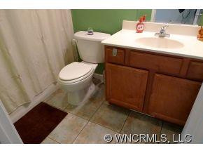205 Zachs Place - Photo 15