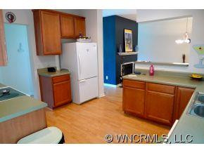 205 Zachs Place - Photo 9