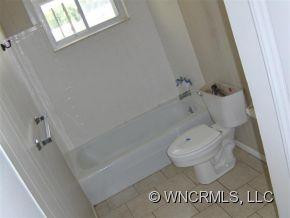 215 Johnston Boulevard - Photo 4