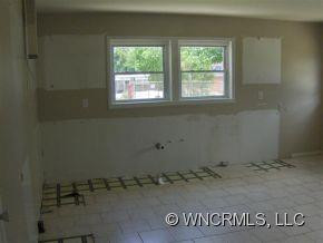 215 Johnston Boulevard - Photo 7