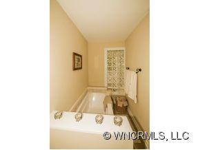 231 Ashwood Road - Photo 22