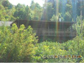 10 Kate's Meadow - Photo 2