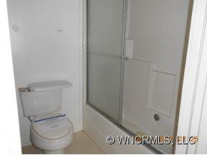 10 Kate's Meadow - Photo 12