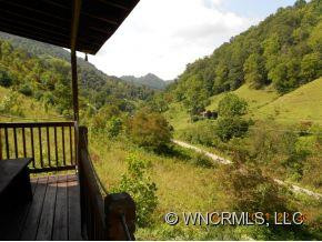 10 Kate's Meadow - Photo 4