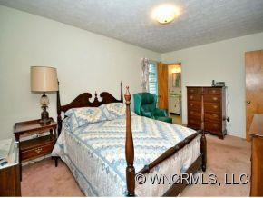8 WINDMERE DRIVE - Photo 12