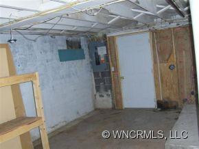 210 Bee Tree Road - Photo 10