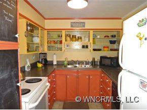 1566 Red Maple Dr - Photo 2
