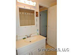 1566 Red Maple Dr - Photo 13