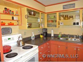 1566 Red Maple Dr - Photo 3