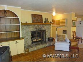 1566 Red Maple Dr - Photo 8