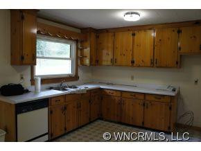 5033 Bat Cave Road - Photo 5