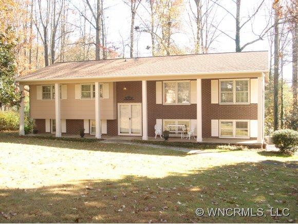 212 Castleton