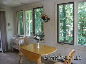 212 Castleton - Photo 5