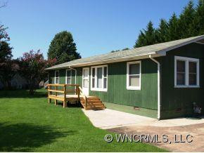 36 N.Oak St - Photo 2