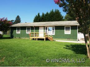 36 N.Oak St - Photo 4
