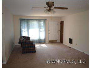 36 N.Oak St - Photo 7