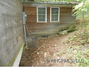 32 Thrash - Photo 9