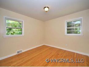 28 FORESTDALE DRIVE - Photo 11