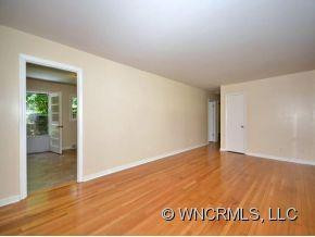 28 FORESTDALE DRIVE - Photo 5