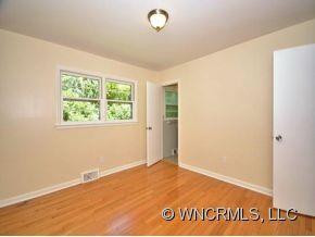 28 FORESTDALE DRIVE - Photo 9