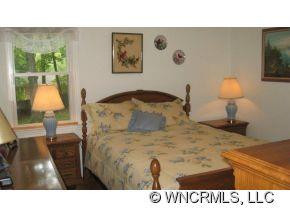 178 Chestnut Place - Photo 14