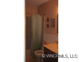 178 Chestnut Place - Photo 16