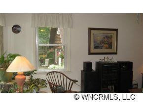 178 Chestnut Place - Photo 5