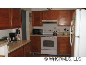 178 Chestnut Place - Photo 8