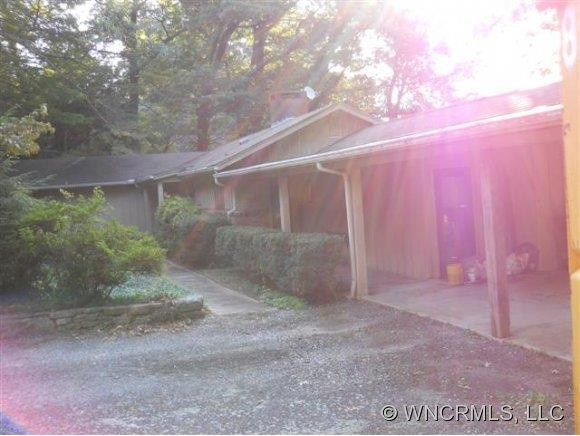 1819 Hogback Mountain Road