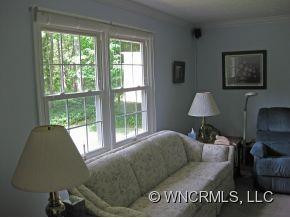 3229 Debbie Drive - Photo 3