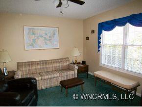 32 Saint Andrews Drive - Photo 10