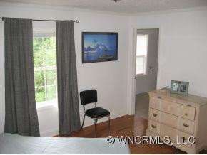 16 Central Ave West - Photo 7