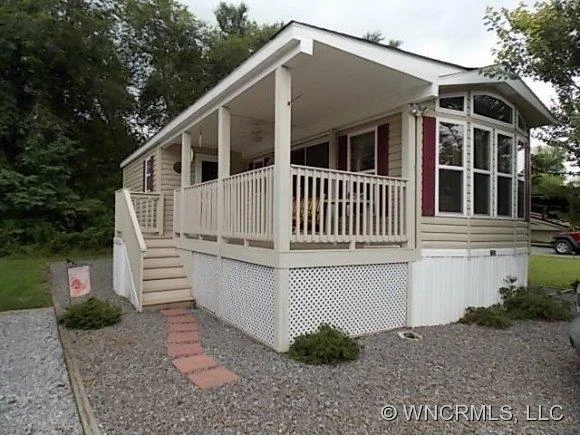 121 Pike Point