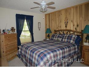 8 Twin Bluff Drive - Photo 12