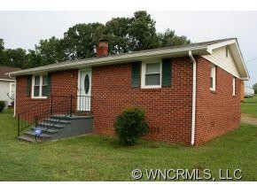 200 HOLLAND STREET - Photo 2
